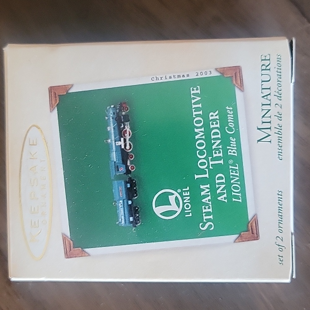 Hallmark 2003 Lionel Steam Locomotive And Tender Miniature Holiday Ornament